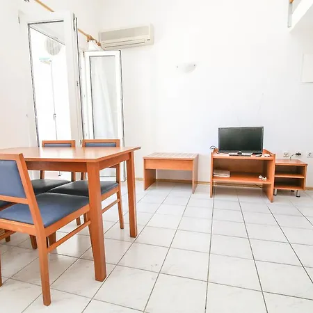 Afrodita Apartment Necujam