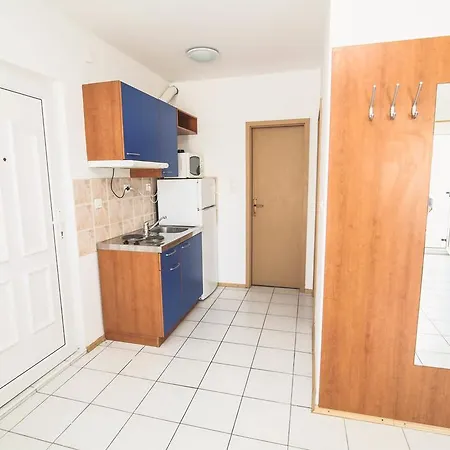 Afrodita Apartment Necujam